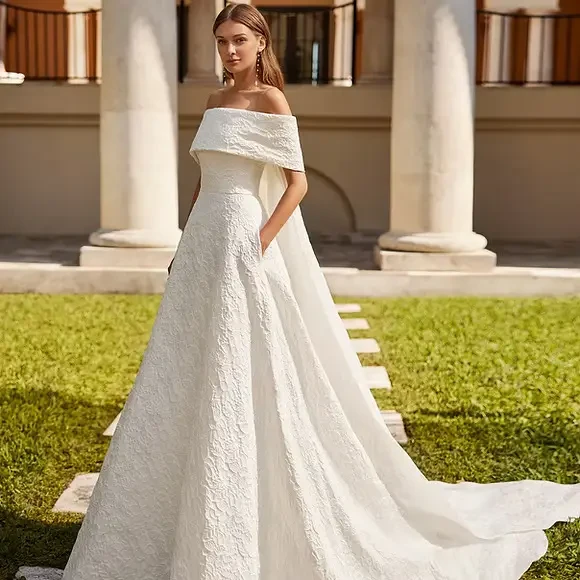 Premium Wedding Dress group size 1 to 5